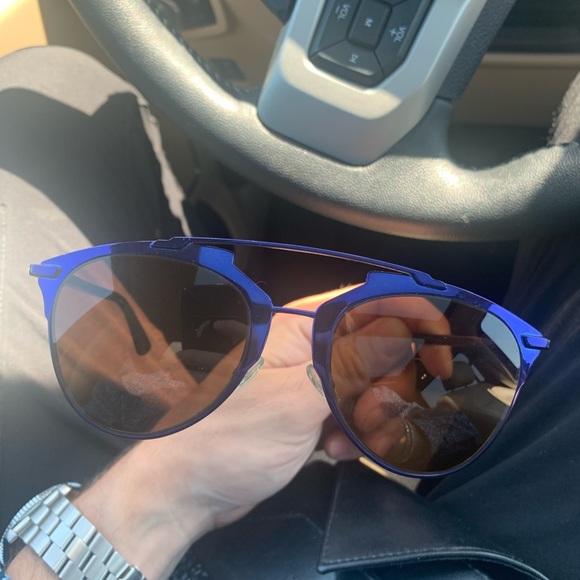 Dior Sunglasses - Picture 4 of 6